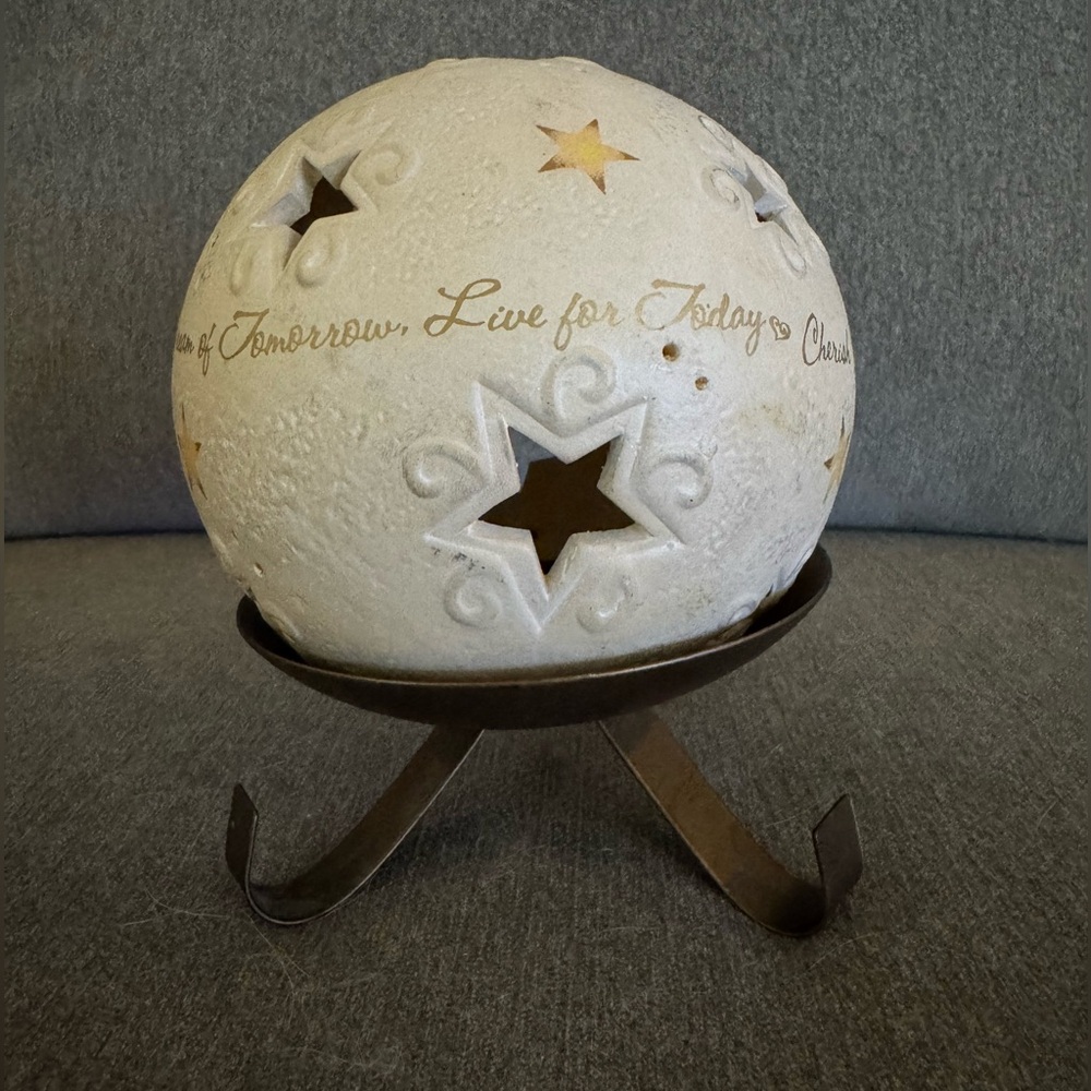 Pavilion Candle holder. Cherish yesterday, dream of tomorrow.